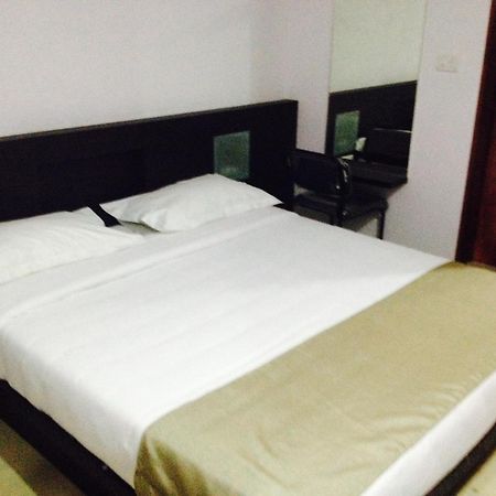 Aston Service Apartment Bengaluru Kültér fotó